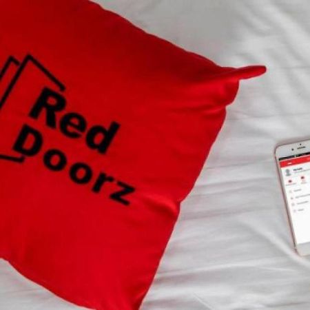Reddoorz Near Rumah Sakit Condong Catur Maguwo Ngoại thất bức ảnh
