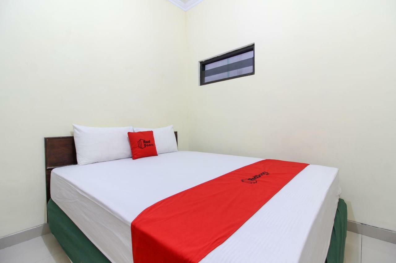 Reddoorz Near Rumah Sakit Condong Catur Maguwo Ngoại thất bức ảnh